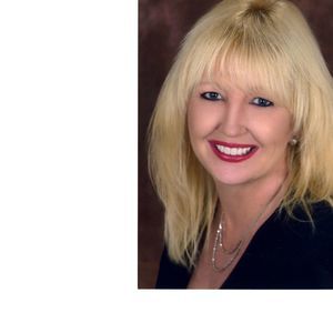 Meet your Posher, Cheryl